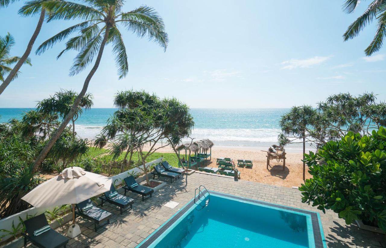 At Ease Beach Hotel Hikkaduwa Dış mekan fotoğraf